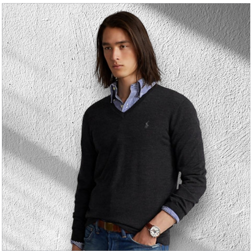 Polo by Ralph Lauren Men's Gray V-Neck Sweater